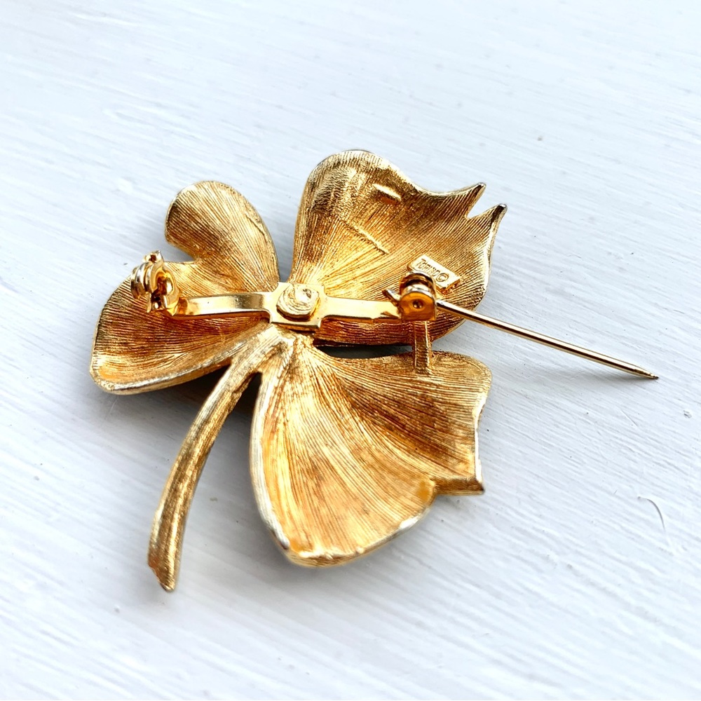 Vintage Torino black enamel golden leaf brooch pin signed - Picture 8 of 16